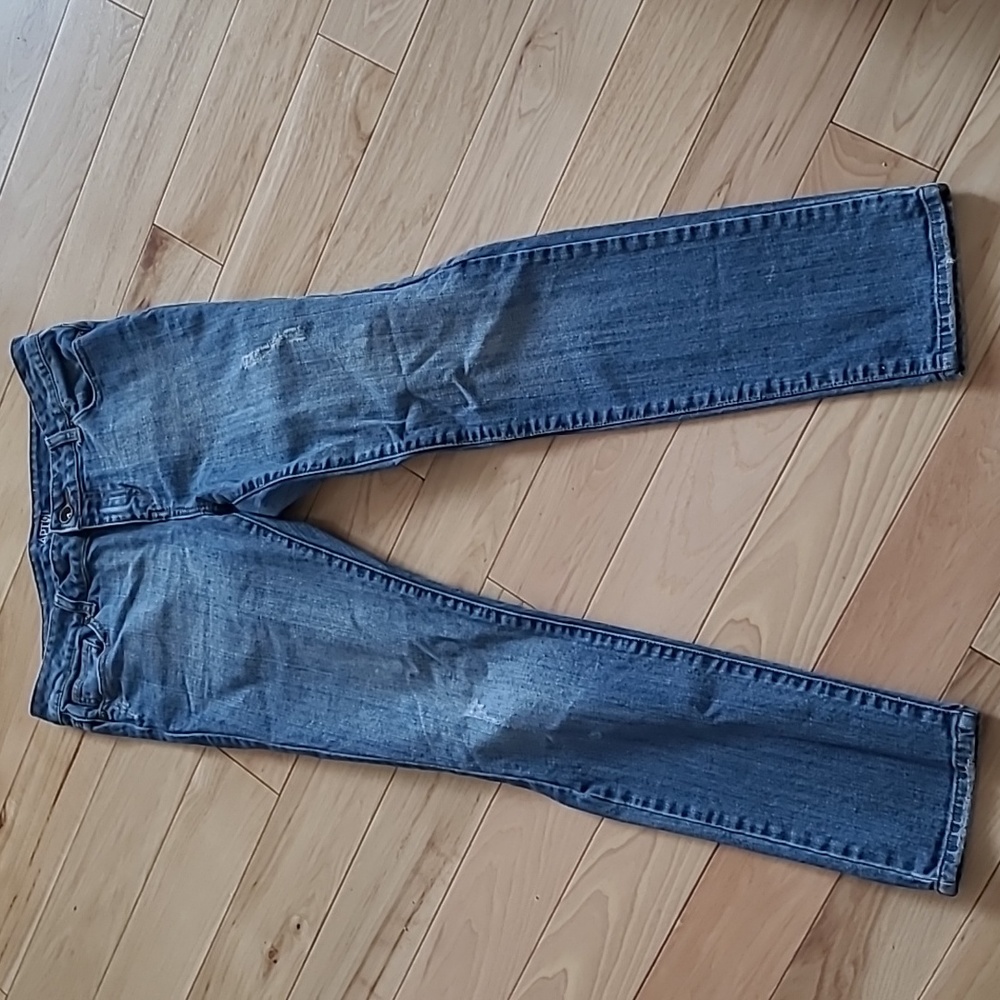 Apt 9 Women's 10 Jeans Distressed Denim 5 Pocket - Picture 3 of 6